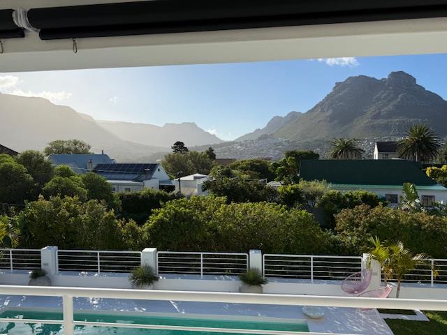 To Let 3 Bedroom Property for Rent in Hout Bay Western Cape
